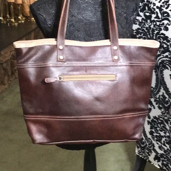 MYRA BAG XL ❤️ Beautiful, New❤️❤️ - Picture 3 of 7